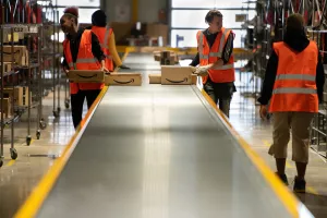 amazon radnici skladi&scaron;te dostava