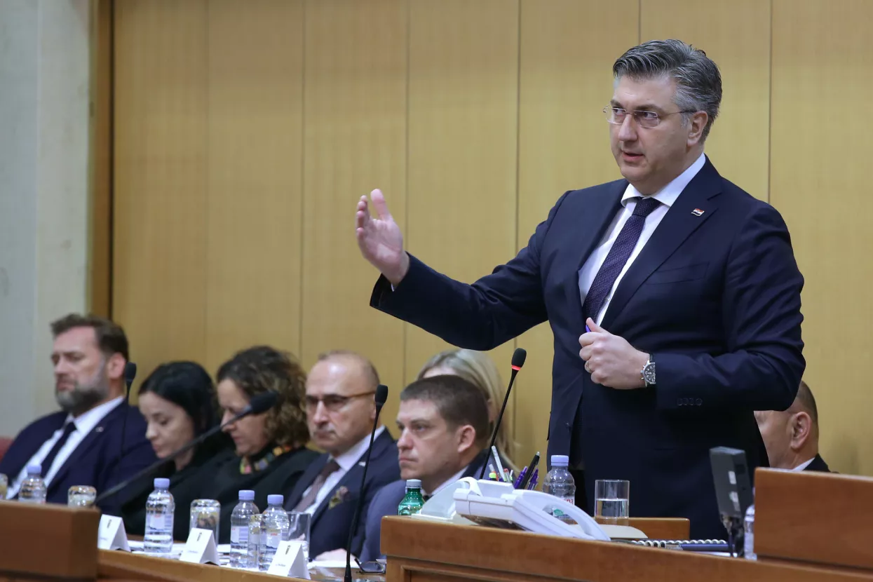 Andrej Plenković, Vlada u Saboru