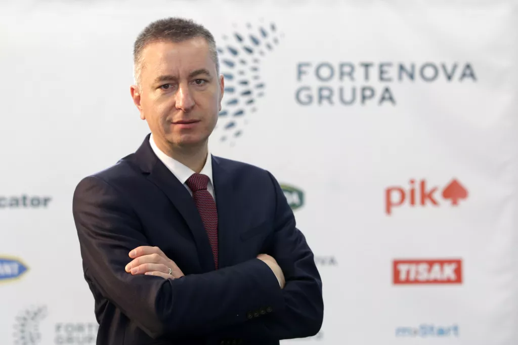 6-retro fortenova - fABRIS pERU&Scaron;KO