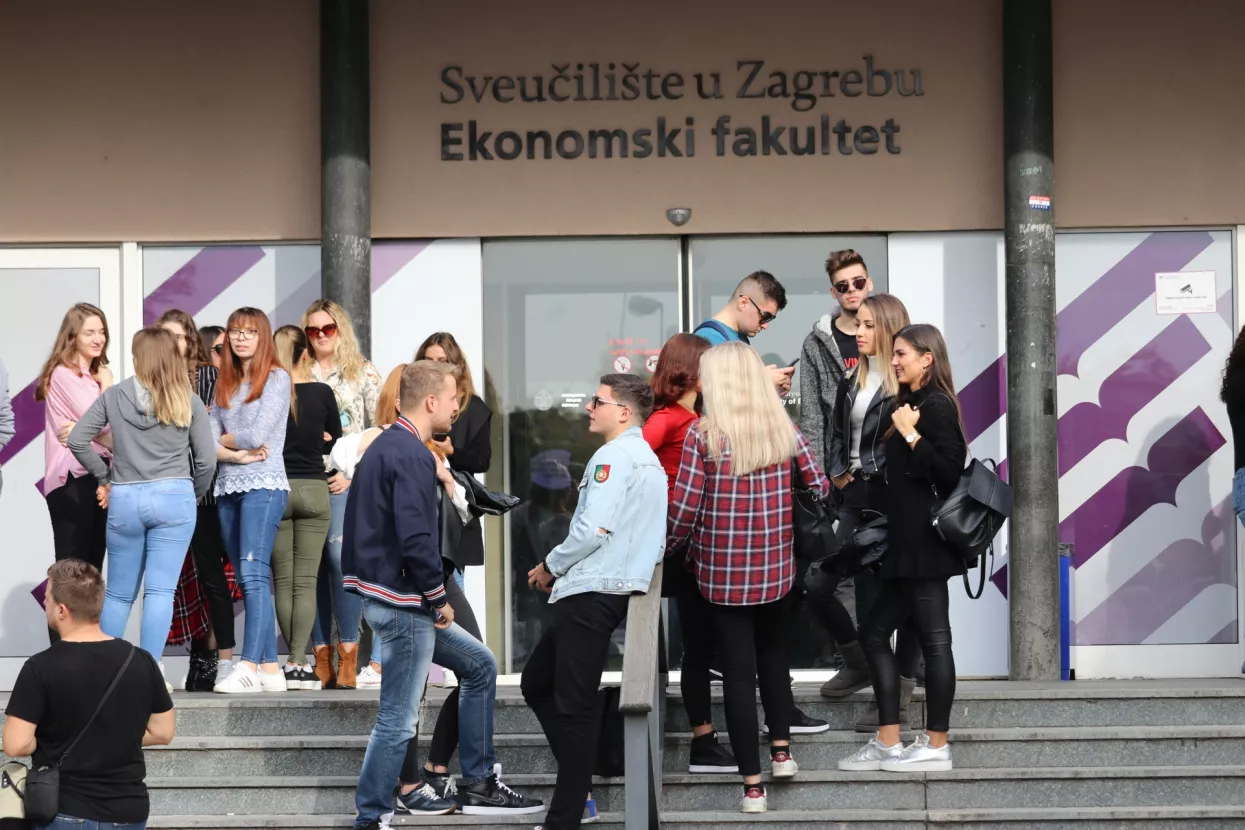 efzg favorit