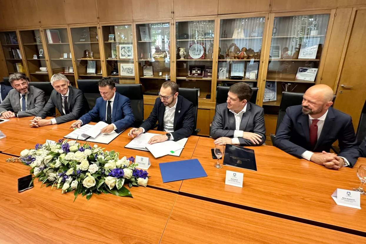 Potpisivanje ugovora o isporuci 20 novih niskopodnih tramvaja za ZET d.o.o. 