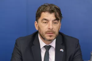 Svečana dodjela ugovora vrijednih 85 milijuna kuna<br>Ministarstvo gospodarstva, poduzetni&scaron;tva i obrta poduzetnicima<br>Dragan Jelić