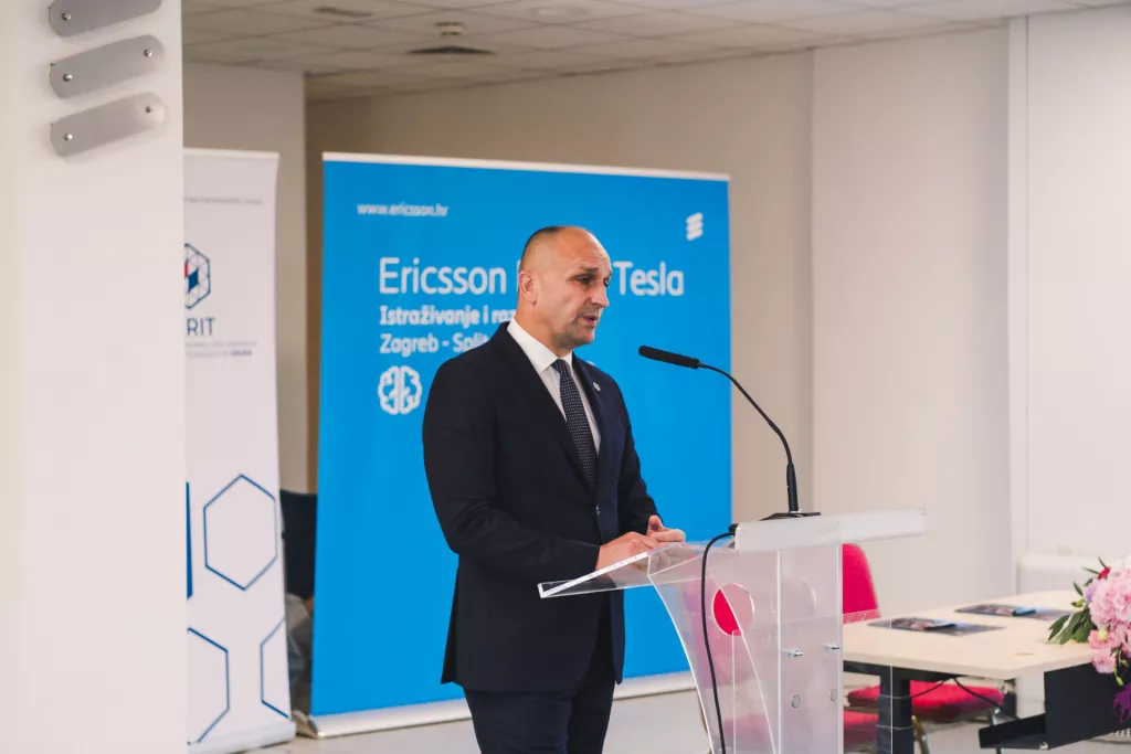 Ivan Anu&scaron;ić<br>Ericsson Nikola Tesla i FERIT
