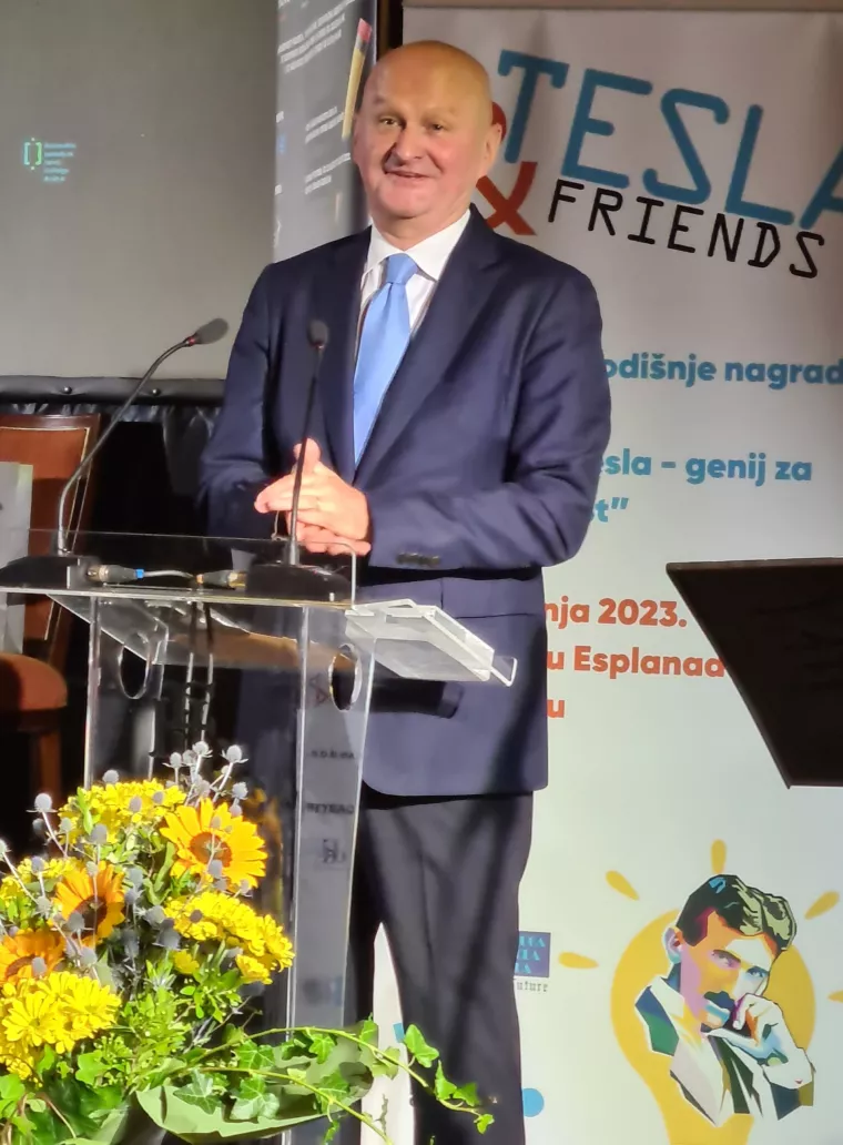 Prof. dr. sc. Stjepan Ore&scaron;ković, nagrada Nikola Tesla za etično poslovanje