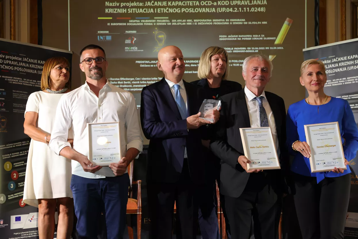 Prof. dr. sc. Stjepan Ore&scaron;ković, nagrada Nikola Tesla za etično poslovanje