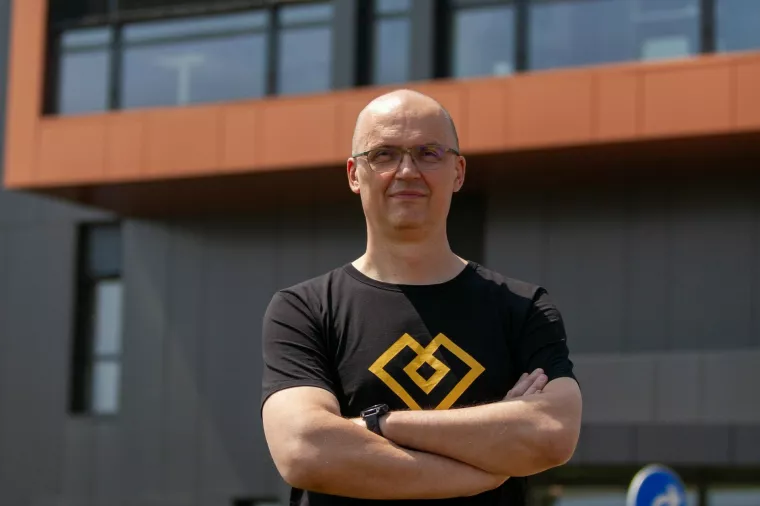 Denis Su&scaron;ec, Mono