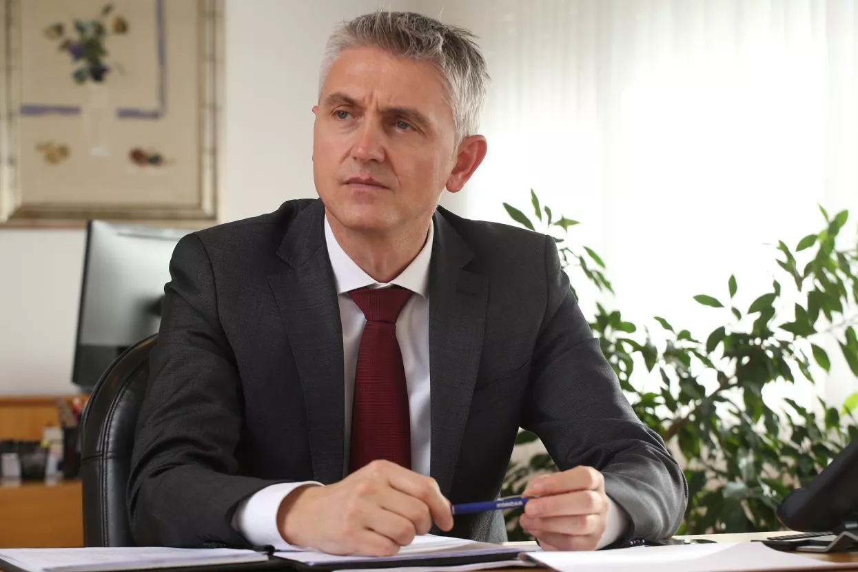 Gordan Kolak