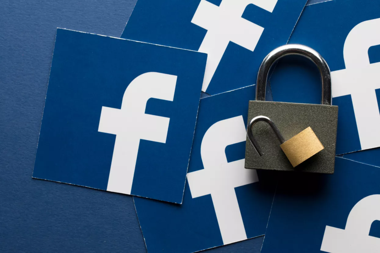 Facebook, zabrana