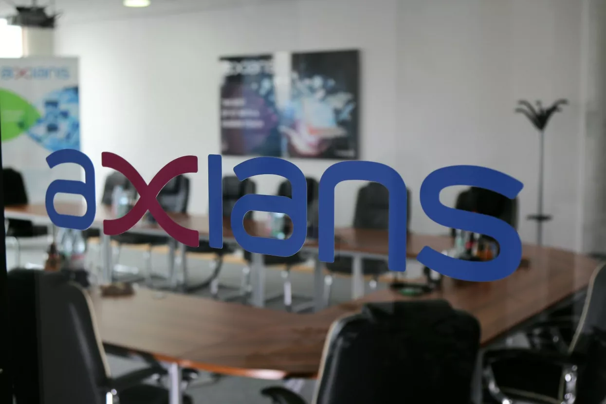 Axians brand