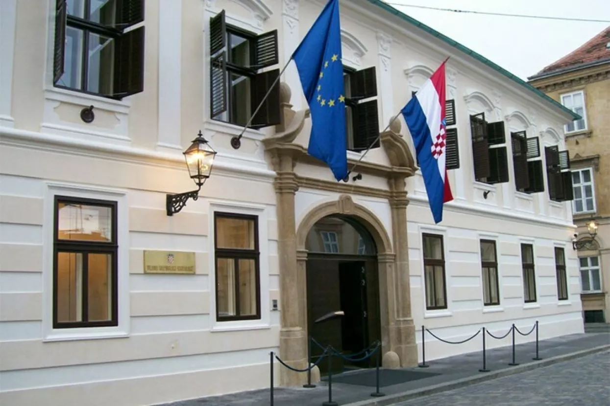 Banski dvori