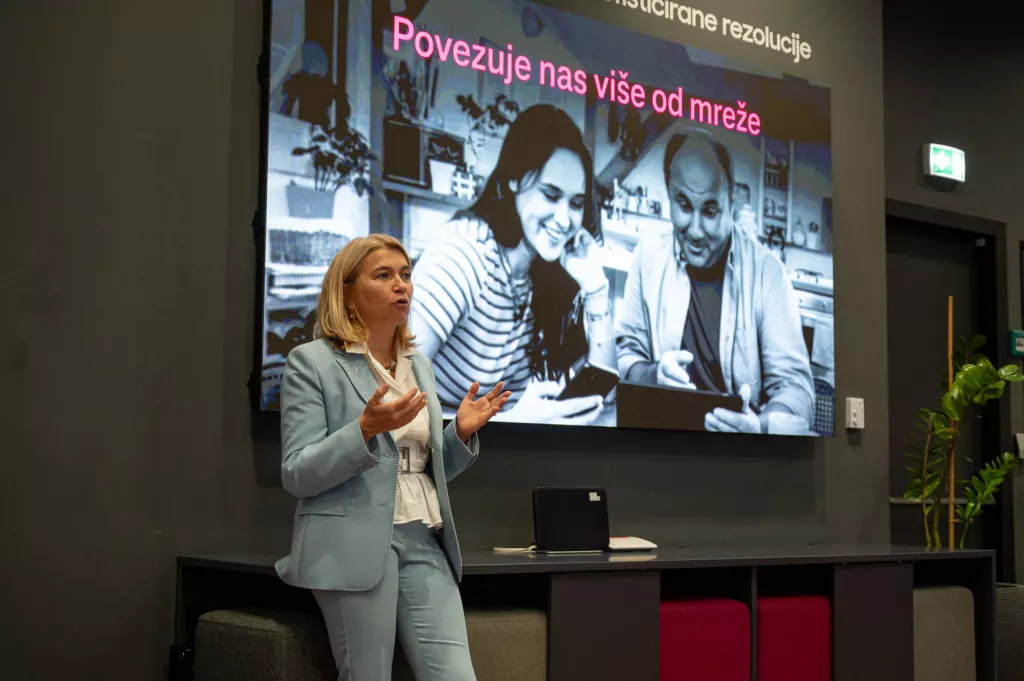 Nata&scaron;a Rapaić, Hrvatski Telekom