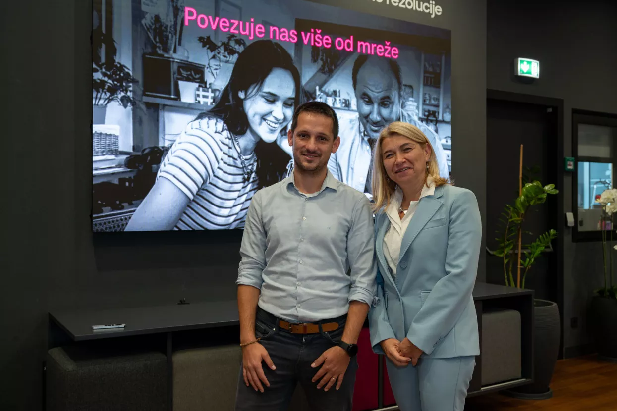 Ivan Runje i Nata&scaron;a Rapaić, Hrvatski Telekom