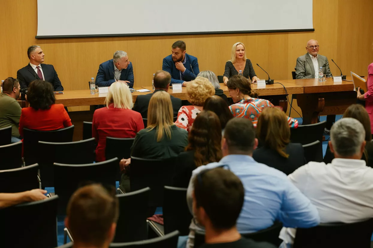 okrugli stol - intelektualno vlasni&scaron;tvo u sportu