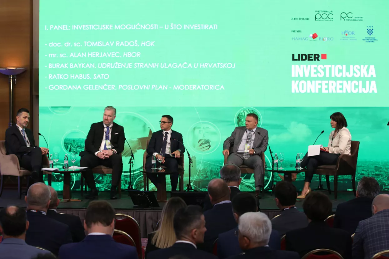 Lider Investicijska konferencija 2023. Panel 1. "Investicijske mogućnosti - u &scaron;to investirati?": Tomislav Rado&scaron;, Alan Herjavec, Burak Baykan, Ratko Habus i Gordana Gelenčer