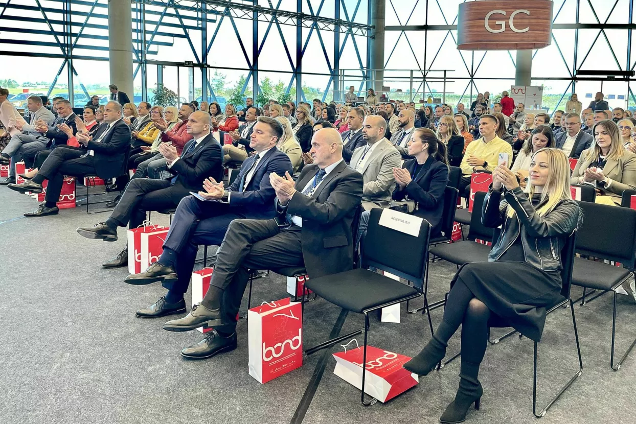 Bond2 Konferencija