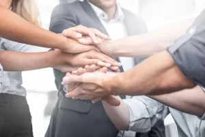 korporativna kultura, zajedni&scaron;tvo, složnost, timski rad, tim, povjerenje, međuljudski odnosi