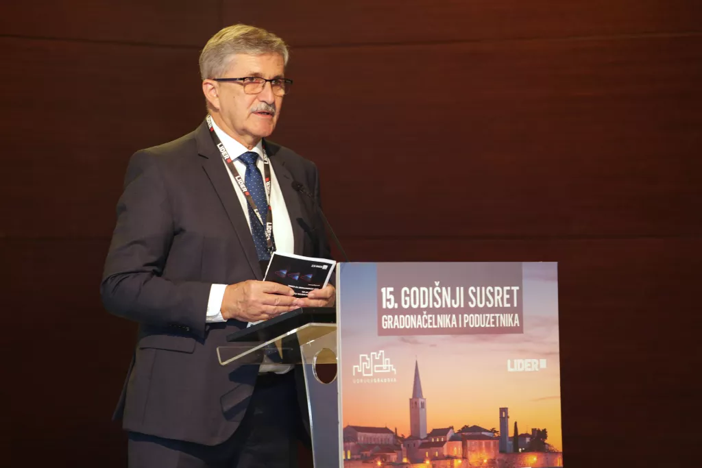 15. godi&scaron;nji susret gradonačelnika i poduzetnika 48 sati 2023. Miodrag &Scaron;ajatović
