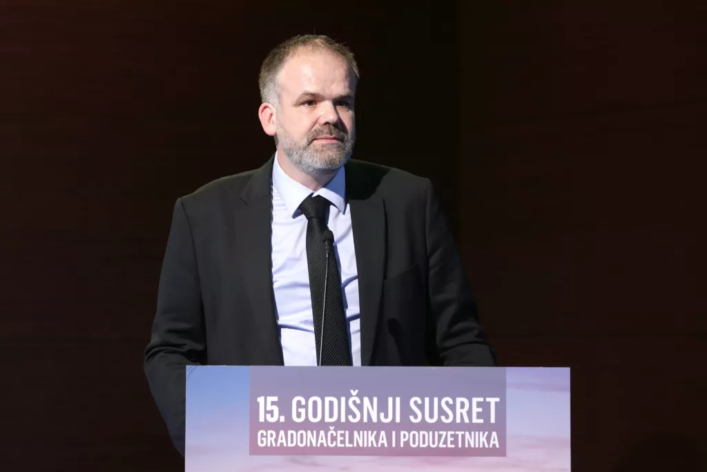 15. godi&scaron;nji susret gradonačelnika i poduzetnika 48 sati 2023. Matija Mandić