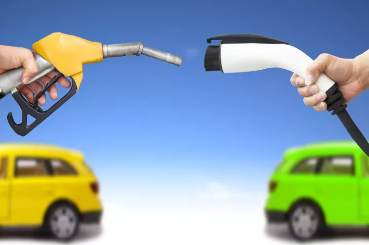 Električni vs. klasični auto