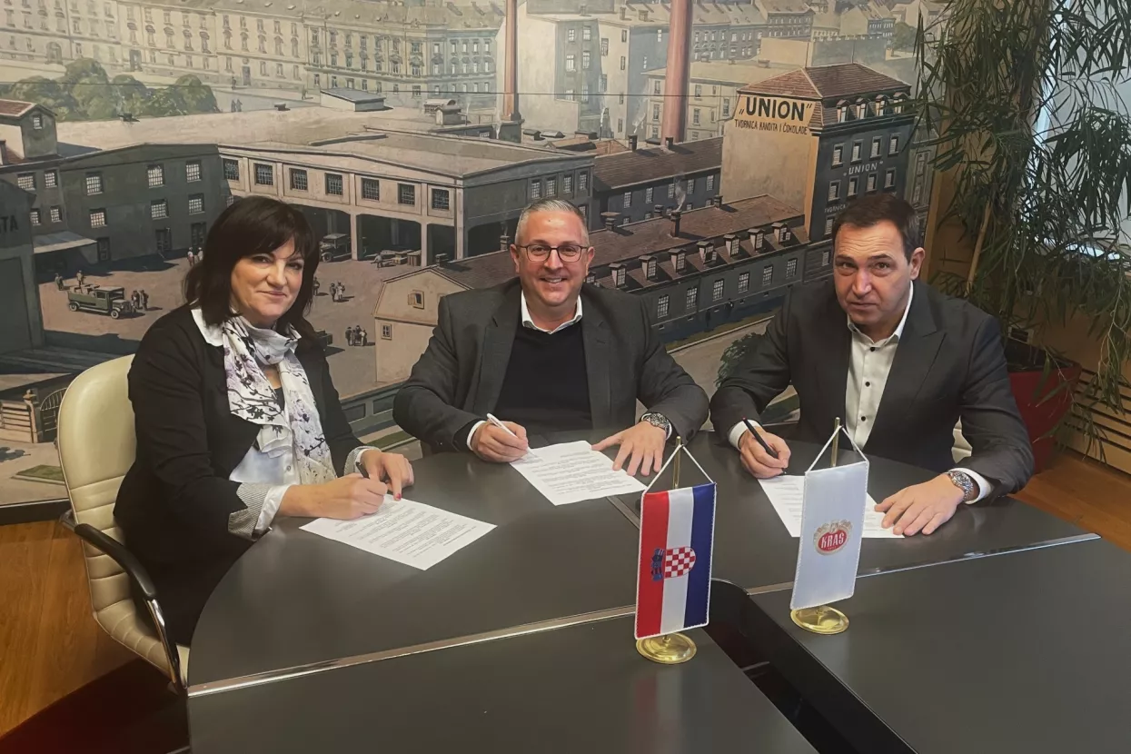 Marija Mustapić, Allen Halamić, Damir Bulić - potpisivanje novog kolektivnog Ugovora u Kra&scaron;u