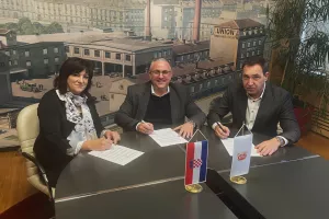 Marija Mustapić, Allen Halamić, Damir Bulić - potpisivanje novog kolektivnog Ugovora u Kra&scaron;u