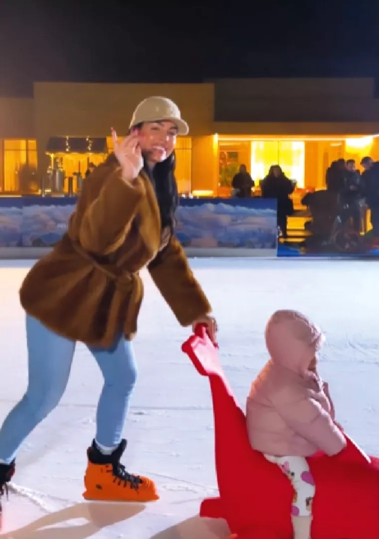 Natko Bo&scaron;njak, Ice Wonderland, Georgina2