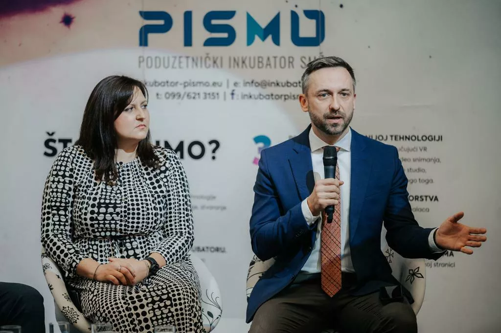 Marija Ku&scaron;mi&scaron; i Marin Piletić