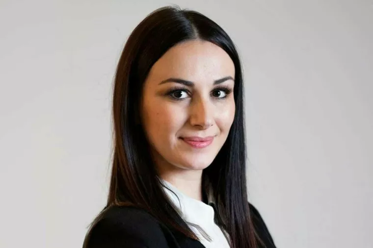 Ana Babić, Mplus