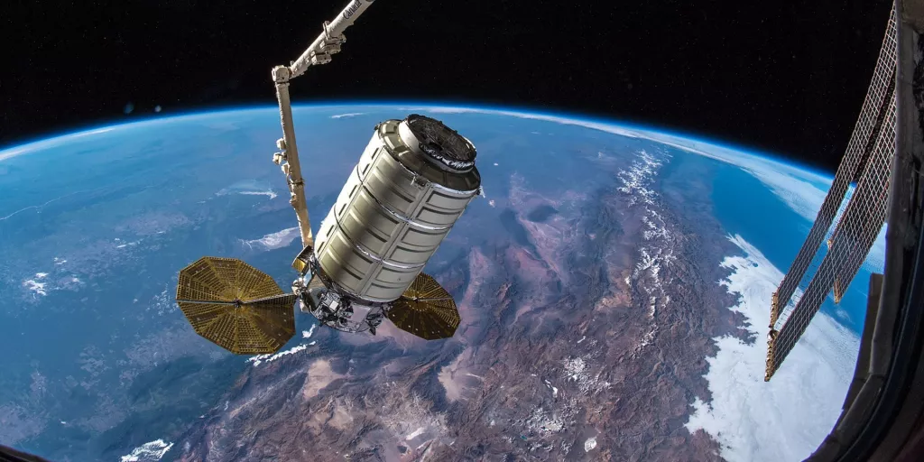 Northrop Grumman Corporation, američka multinacionalna tvrtka za svemirsku i obrambenu tehnologiju najavila je da će 2027. početi graditi svemirsku postaju koja bi mogla ugostiti četiri astronauta