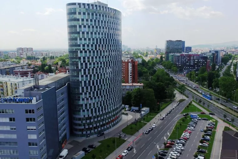 Zagrebtower, Radnička cesta