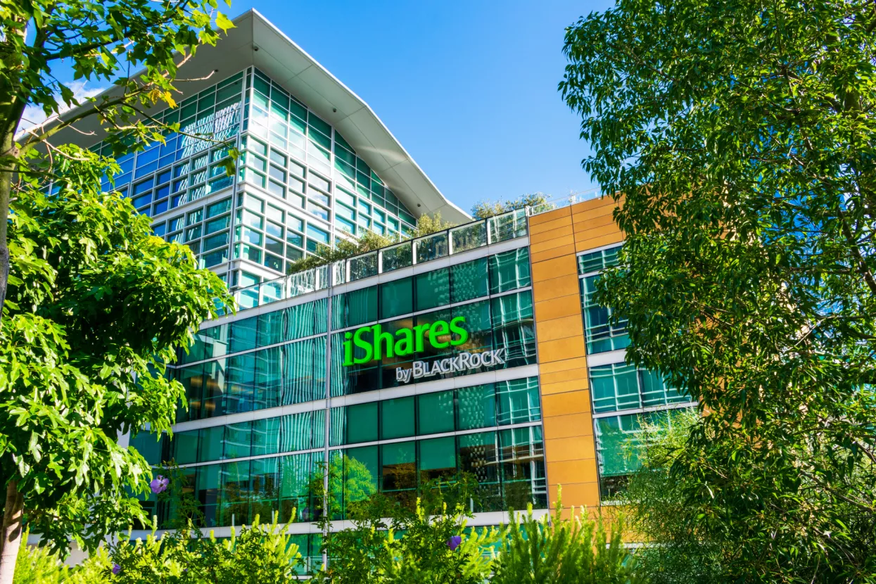 iShares by BlackRock 