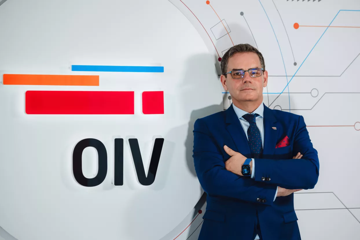 Mate Botica, predsjednik Uprave OIV-a obja&scaron;njava za&scaron;to vole reći kako je OIV generator preduvjeta rasta: primjerice, izgradnjom kvalitetne ICT infrastrukture, gradnjom &scaron;irokopojasnih mreža vrlo velikog kapaciteta na cijelom teritoriju RH OIV uz pomoć sredstava strukturnih fondova EU-a, gradi infrastrukturu i omogućuje razvoj ICT industrije na geografskim područjima koje striktno komercijalni operatori vide kao infrastrukturno manje ili nimalo atraktivne