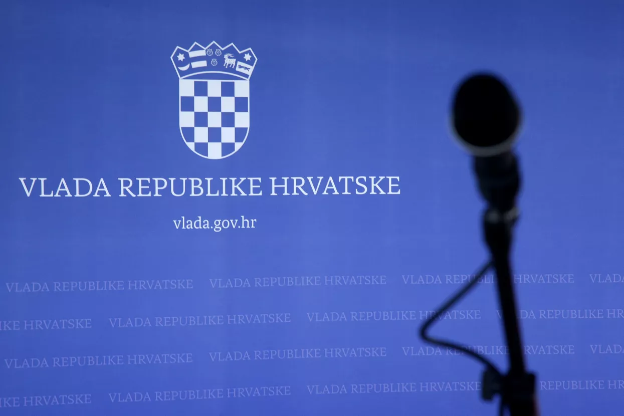 Vlada i mediji