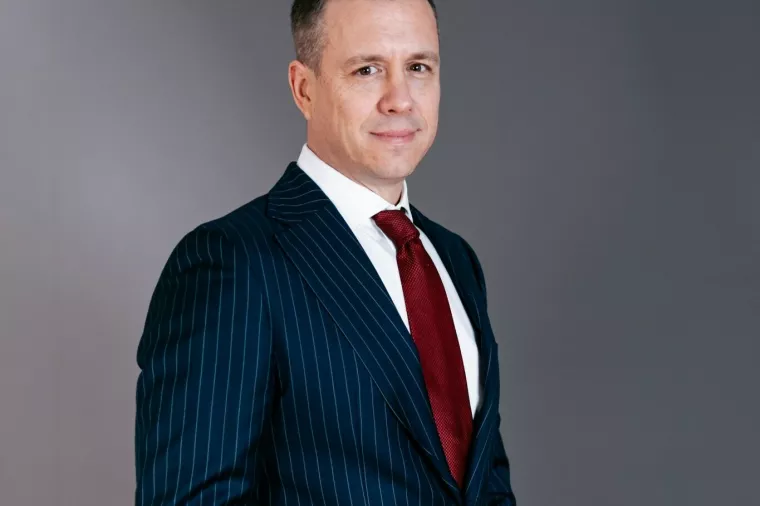 Sini&scaron;a Komnenović