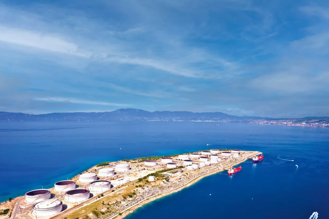 LNG terminal 968
