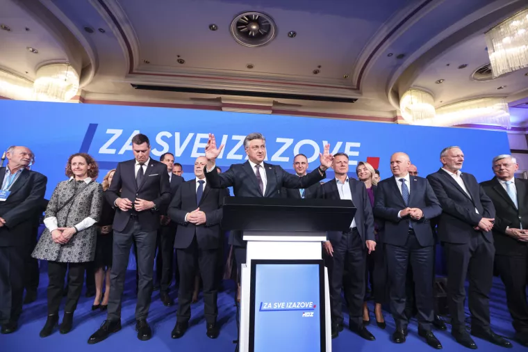 Praćenje rezultata izbora za Hrvatski sabor u stožeru HDZ-a.<br>Andrej Plenković