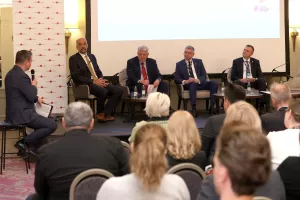 Obrazovanje u fokusu 2024. Okrugli stol: Može li dana&scaron;nji obrazovni sustav odgovoriti na izazove budućnosti? Mislav Togonal, Marko Jelić, Zlatko Komadina, Boris Miletić i Mato Lukić