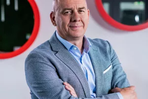 Sini&scaron;a Staničić, Direktor odjela ICT prodaje i rje&scaron;enja