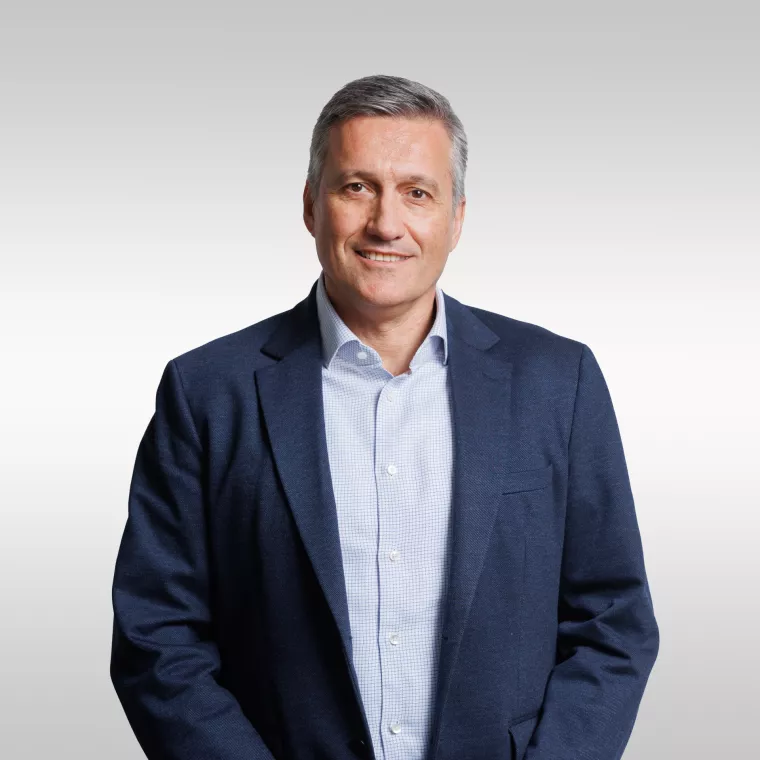 Robert Vujnović kaže kako kori&scaron;tenjem velikih formata iz porobetona i s pomoću dizalice mogu za čak 50 posto brže i s manje radne snage izgraditi određeni objekt