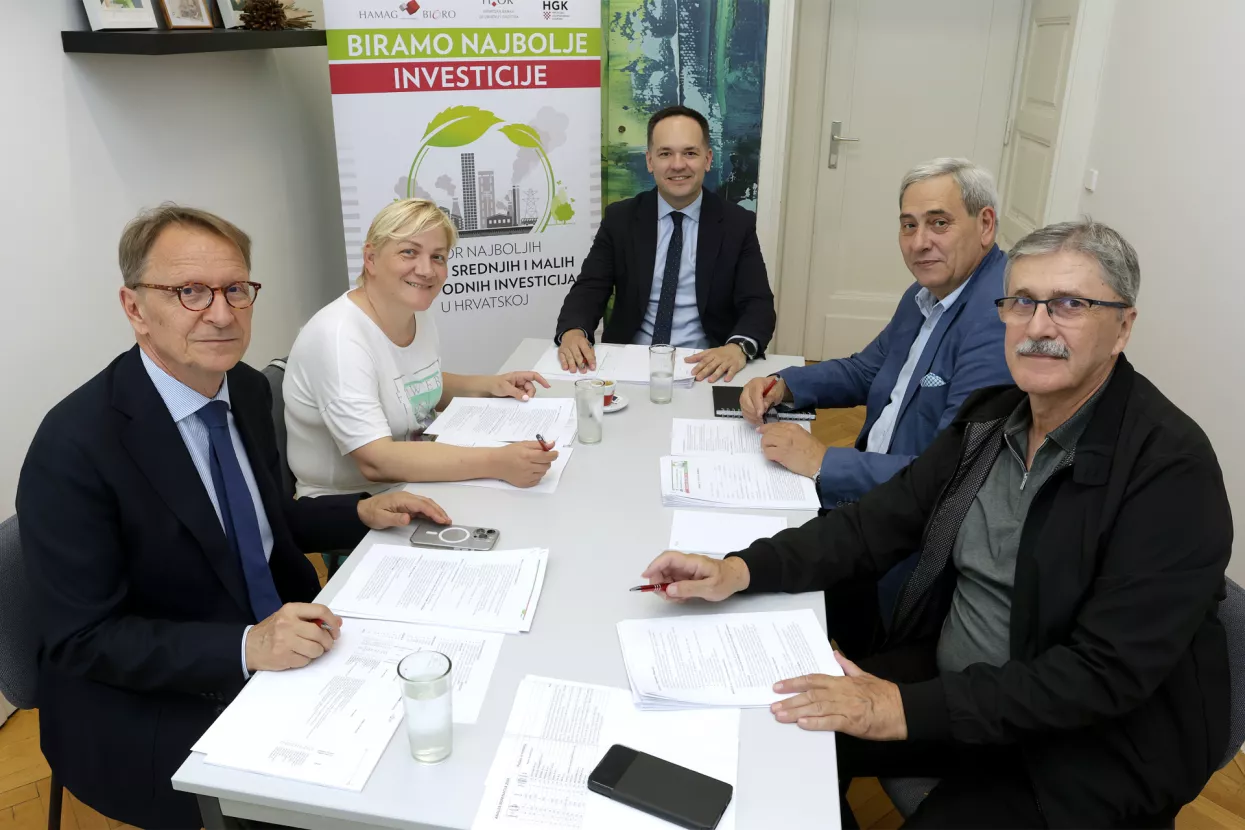 Žiri Lider invest: Bojan Jerbić, Marija Ivanov, Zdenko Lucić, Boris Te&scaron;ki i Miodrag &Scaron;ajatović