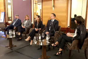 Energetska budućnost Hrvatske 2024. Okrugli stol "Potencijali i prilike za održivi energetski sustav": Drago Domitrović, Danica Maljković, Marija &Scaron;ćulac, Zoran Obradović i Gordana Gelenčer