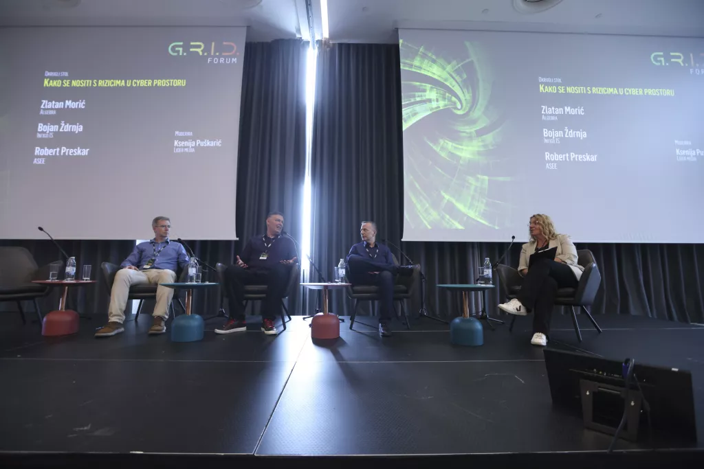 Liderova konferencija G.R.I.D.. forumOkrugli stol: Kako se nositi s rizicima u cyber prostoru:Robert Presak, Zlatan Morić, Bojan Ždrnja, Ksenija Pu&scaron;karić