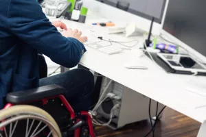 osoba s invaliditetom, zaposlenik, radnik, radno mjesto