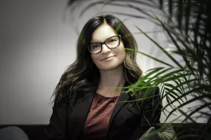 Simona Zavratnik, obja&scaron;njava kako Petrokov nije krenuo u defanzivu i smanjenje radne snage ili zaustavljanje &scaron;irenja ni u ovoj krizi. Naprotiv, otvorio je dodatnu poslovnicu u Zagrebu te do kraja godine otvara jo&scaron; jednu u Splitu