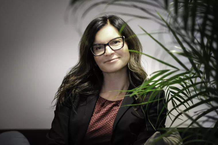 Simona Zavratnik, obja&scaron;njava kako Petrokov nije krenuo u defanzivu i smanjenje radne snage ili zaustavljanje &scaron;irenja ni u ovoj krizi. Naprotiv, otvorio je dodatnu poslovnicu u Zagrebu te do kraja godine otvara jo&scaron; jednu u Splitu
