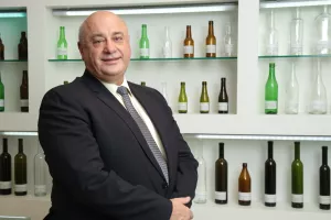Darko &Scaron;logar, Vetropack Straža