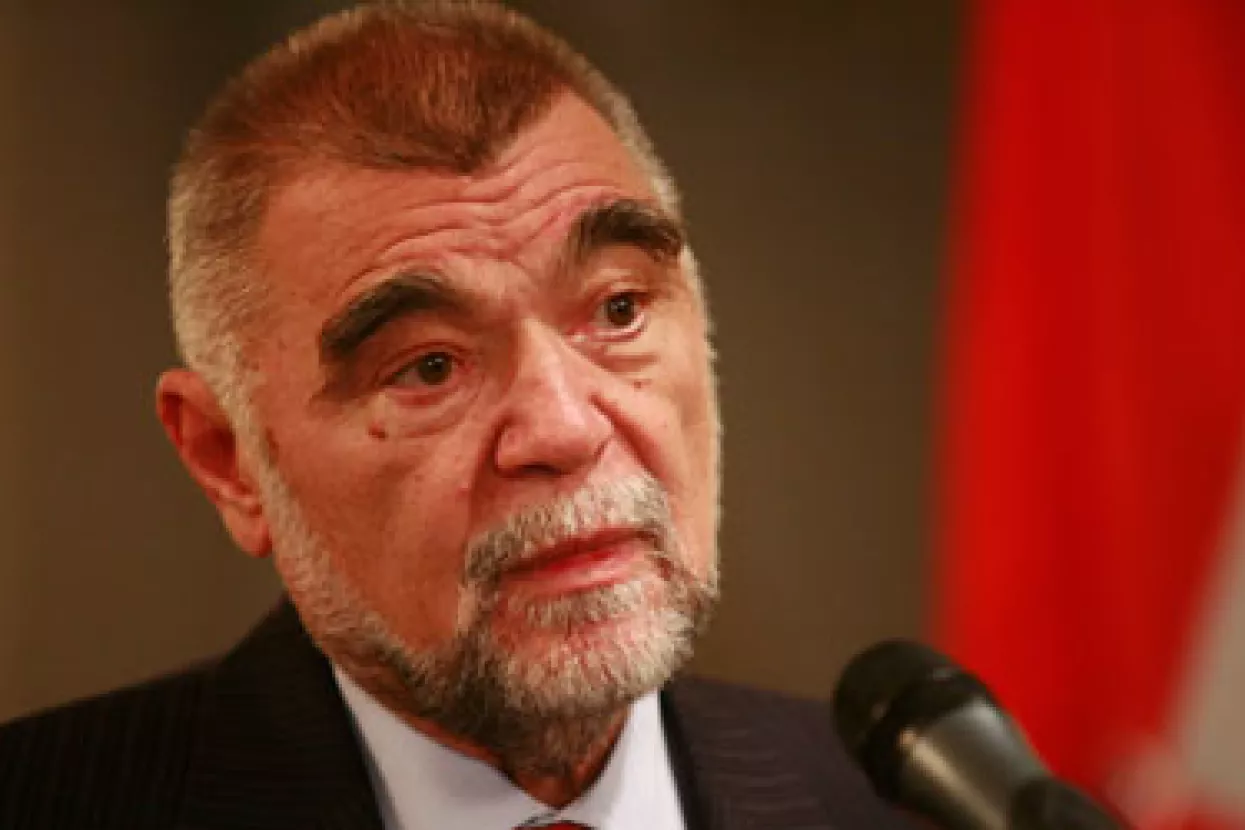 Traži se kandidat koji će biti Stipe Mesić nove generacije