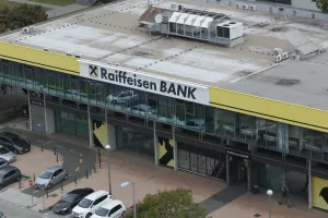 Raiffeisen bank zgrada, banka