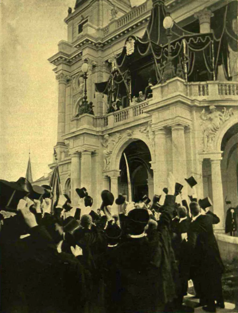 Dok Franjo Josip otvara HNK 1895. prava&scaron;ka je mladež spalila mađarsku zastavu