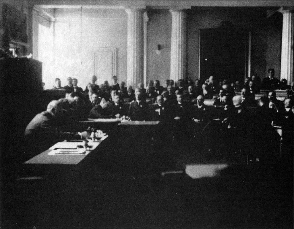 Sabor progla&scaron;ava raskid veza s Austrougarskm, 29. listopada 1918.